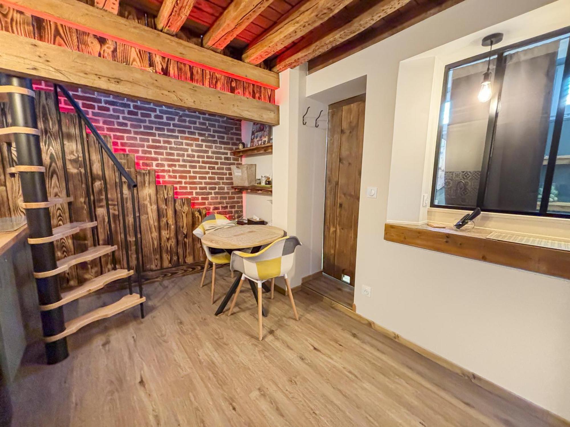 Duplex Cosy Avec Netflix & Amazon Prime Apartment Beauvais Bagian luar foto