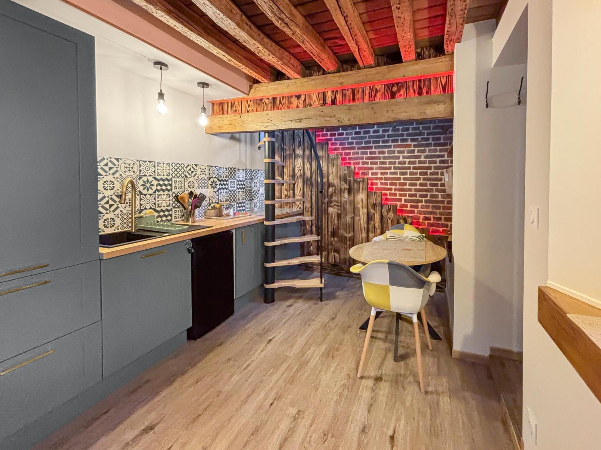 Duplex Cosy Avec Netflix & Amazon Prime Apartment Beauvais Bagian luar foto